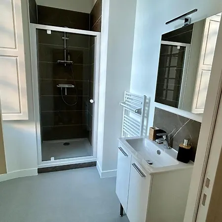 De Plain Pied Renove Et Lumineux, Beaufort-en-anjou, Proche De La Loire Et De Ses Chateaux * Beaufort-en-Vallée