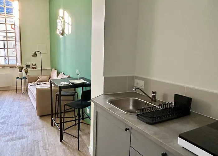 De Plain Pied Renove Et Lumineux, Beaufort-en-anjou, Proche De La Loire Et De Ses Chateaux * Beaufort-en-Vallée